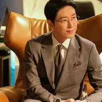 หลงหลี่ [พ่อน.อ]