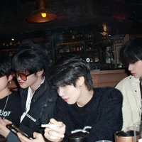 พวกกลุ่มเพื่อน