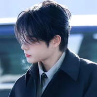 อดัม