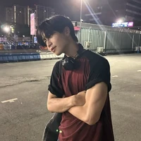 ซันชาย (🪅)