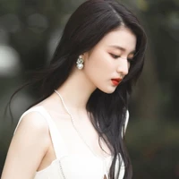 พั้นช์/นางเอก