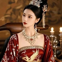 KIM CHAE RIN / QUEEN