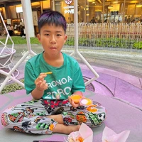 ไนท์(เพื่อนพระเอก)