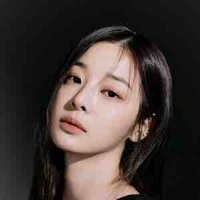 Ji- Woo ( domestique de hyeon - woo ) 