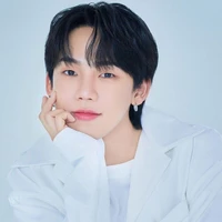 Hyunsuk (Park Hyunsuk )