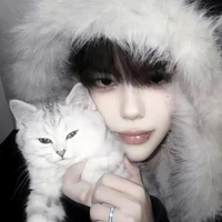 โฟร์[น.อ]🐱