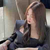 พลอย [ป้าน.อ]