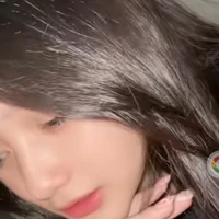 𝘈𝘶𝘵𝘩𝘰𝘳 𝘯𝘪𝘩