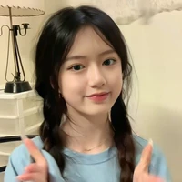 พลอย