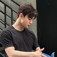 คิมหันต์(พี่ชายนายเอก)