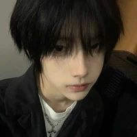 ภัทร (นอ.)💫