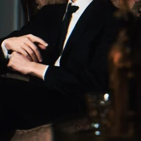 อเล็กซ์(เพื่อนนอ.)(นักฆ่าล่าข้อมูล)