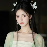 ซือไป๋ ( สาวใช้คนสนิท นอ. )