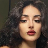 Sarah de luca