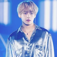 Jeon/Kim Taehyung/(Rare Omega/wolf
