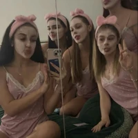 *hermanas Márquez*