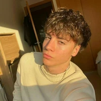 Noah perez *protagonista*