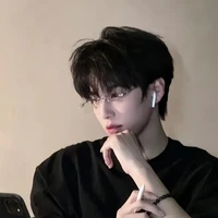 เฟย นายเอก(โอเมก้า)