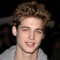 Zain Agarwal (fl Younger Brother)