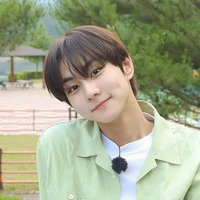 มีนา