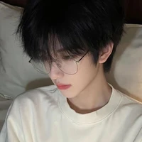 ฉานเยวี่ย [ นายเอก🥀 ]