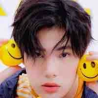 อมยิ้ม_[เพื่อนน.อ+ลูกเจ้าของโรงแรม]