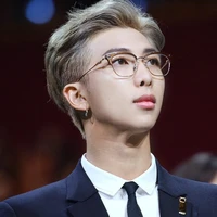 💛kim namjoon 🤍