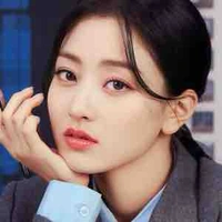  Park Jihyo