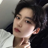 Lee Jinih ( oméga, 22 ans )
