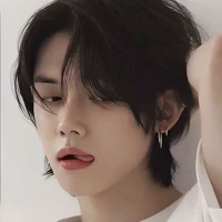 Yeonjun ( Alpha, 25 ans )