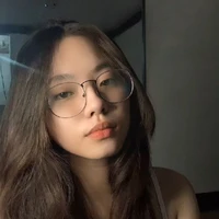 Hyena ( 16 ans, oméga, fille de Rosé)