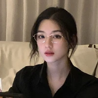 Lee Minah ( 18 ans, Alpha)