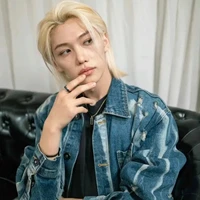 Lee Felix (MC)