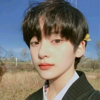น้ำฟ้า(นายเอก)🐰