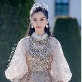 ยู เเอลติก//นางเอก