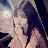 ออม(นางเอก)