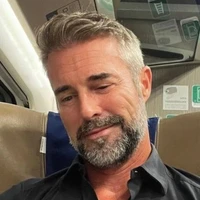 HERO ZEUS MADDOX ISYANI