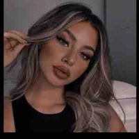 Carly Dave *FL’s junior stepsister*