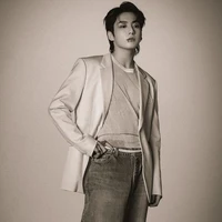 Jeon Jungkook {Elite Enigma}.