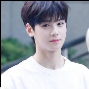 Eun woo