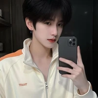 หวังอี้(เพื่อนที่จีน)