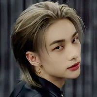 Hyunjin (A.D)