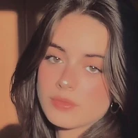 Jennifer Lobaine (23)