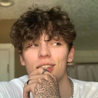 Jonathan Alves Brito (32)