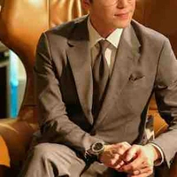 คุณวิโรจน์ อัครศิริ