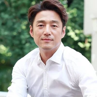 พี[พ่อนอ.+นักวิทยาศาสตร์]