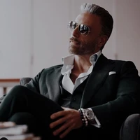 Raj Malhotra (ml father)