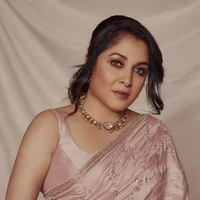 Reema Malhotra(Ml Aunt)
