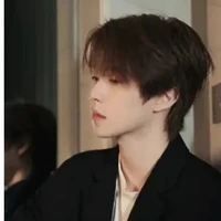 คิว(พ่อพ.อ+เพื่อนกวิน)