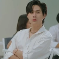 คิว//เพื่อนนอ.